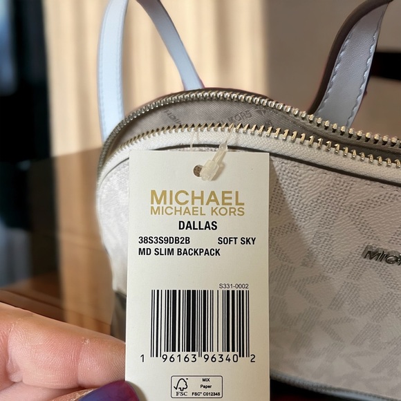 Michael Kors RARE Dallas Backpack White/Soft Sky - Picture 4 of 6